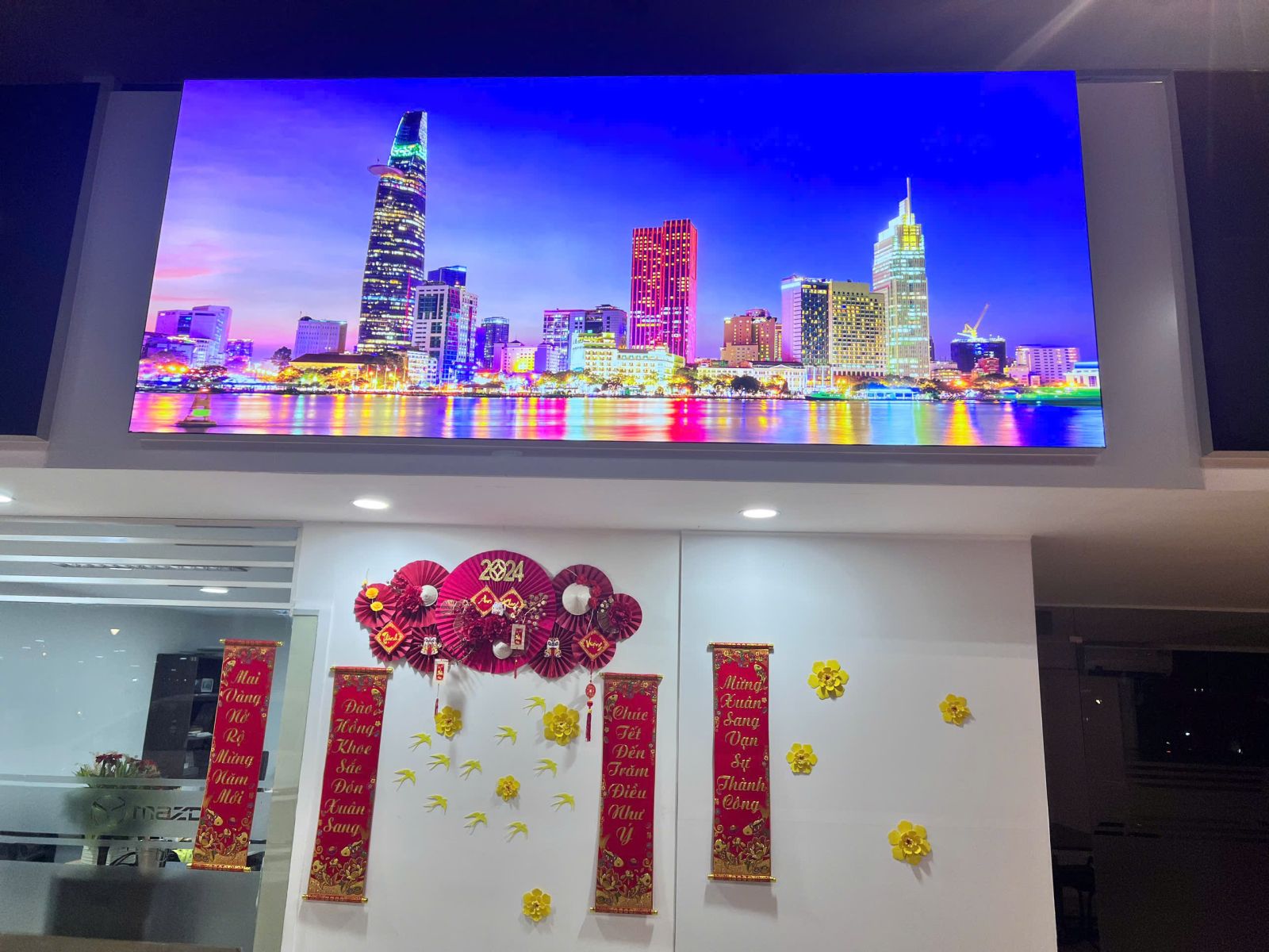 Thi công hộp đèn led không viền tại bình dương